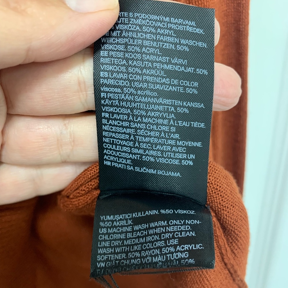 H&M lightweight sweater sz S - Picture 6 of 6